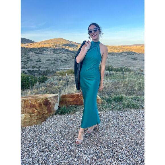 FAVIANA Green Satin Sleeveless Halter Neck Thigh-High Side Slit Gown Dress sz 14 - Picture 4 of 16